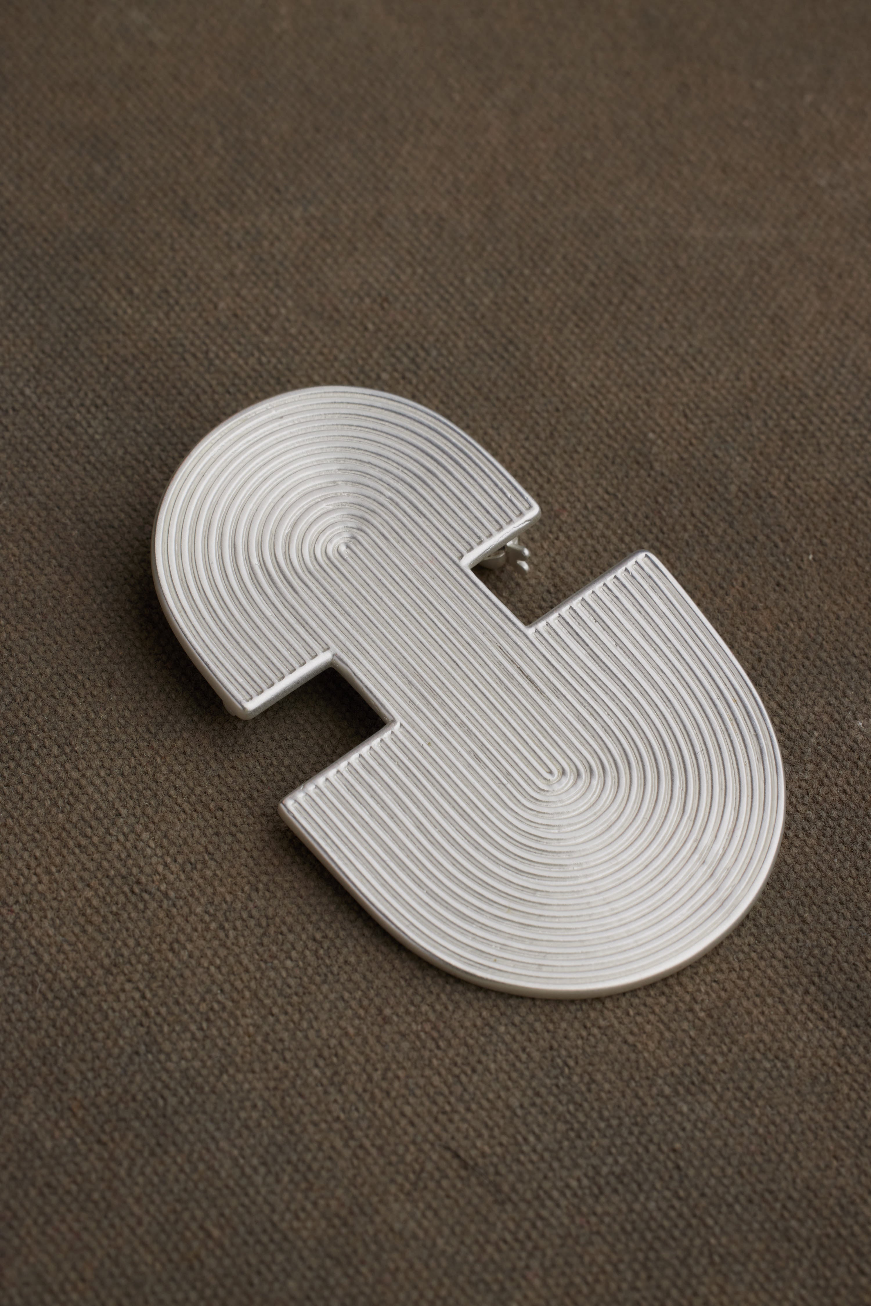 TYAN BROOCH