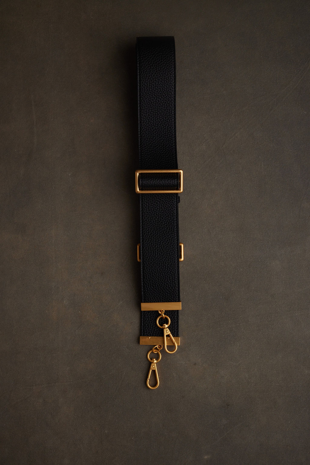 ADAH STRAP