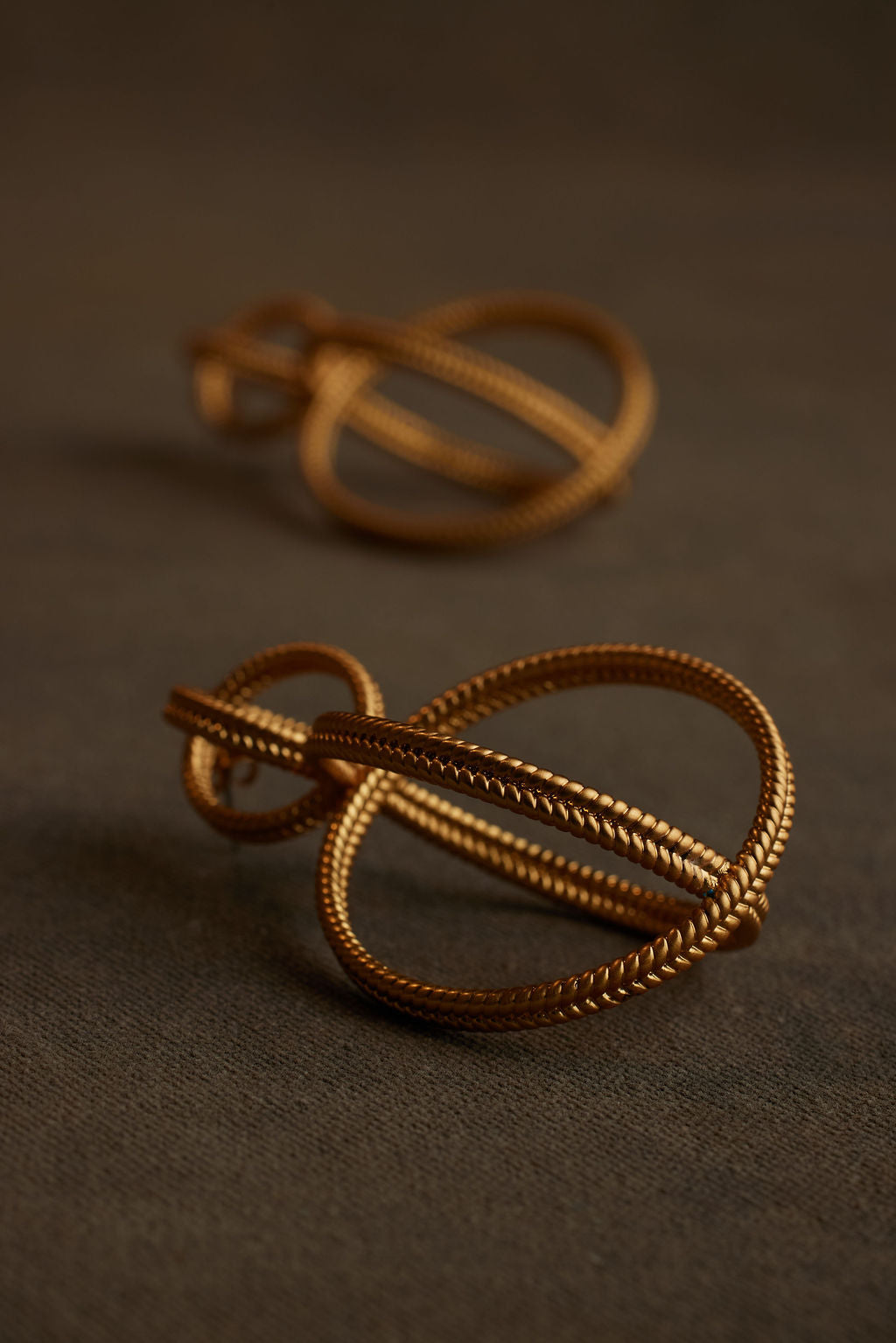 ARLA EARRING