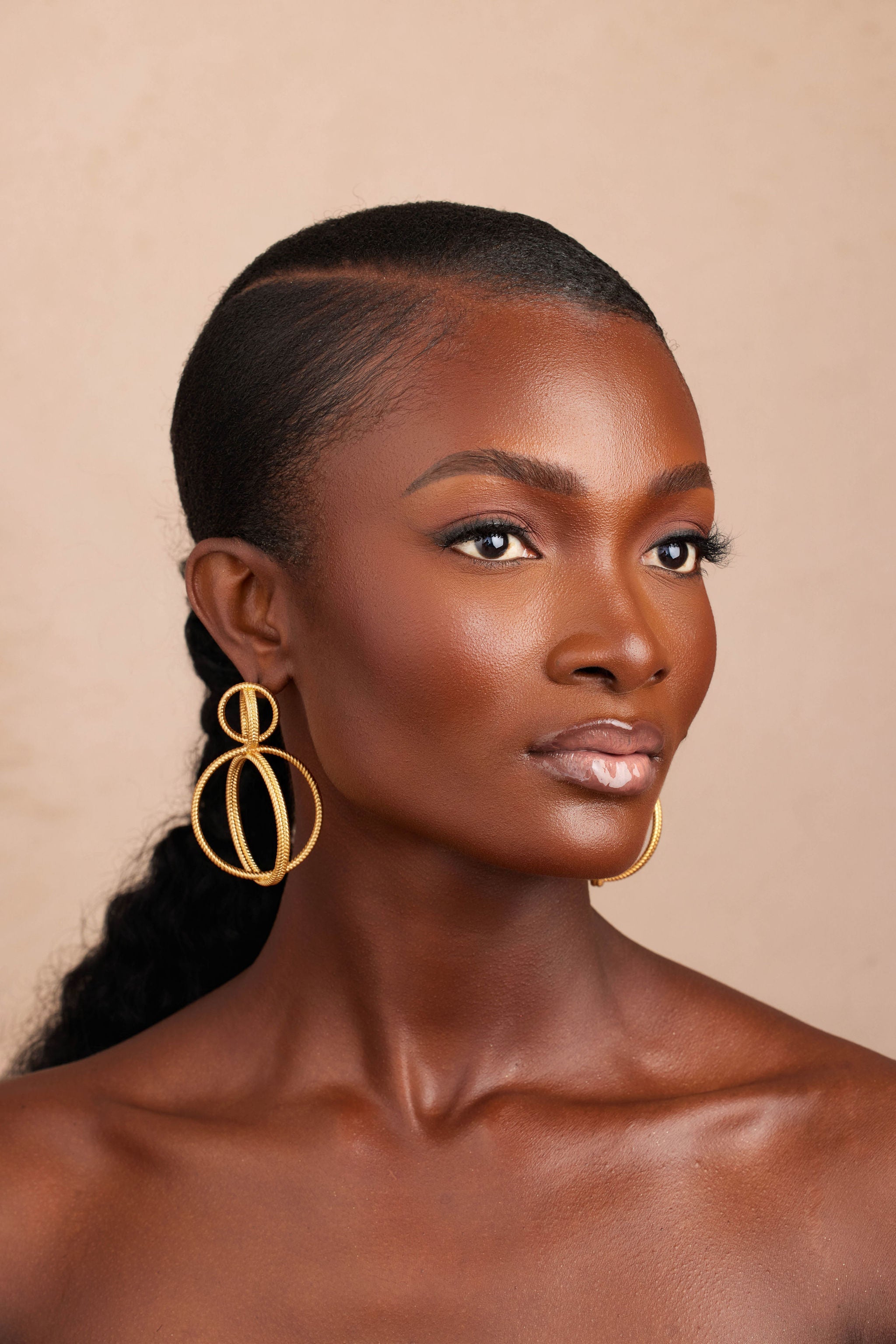 ARLA EARRING