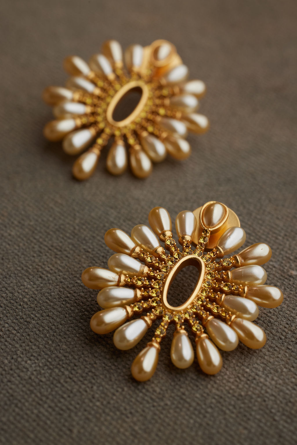 BEKO EARRING