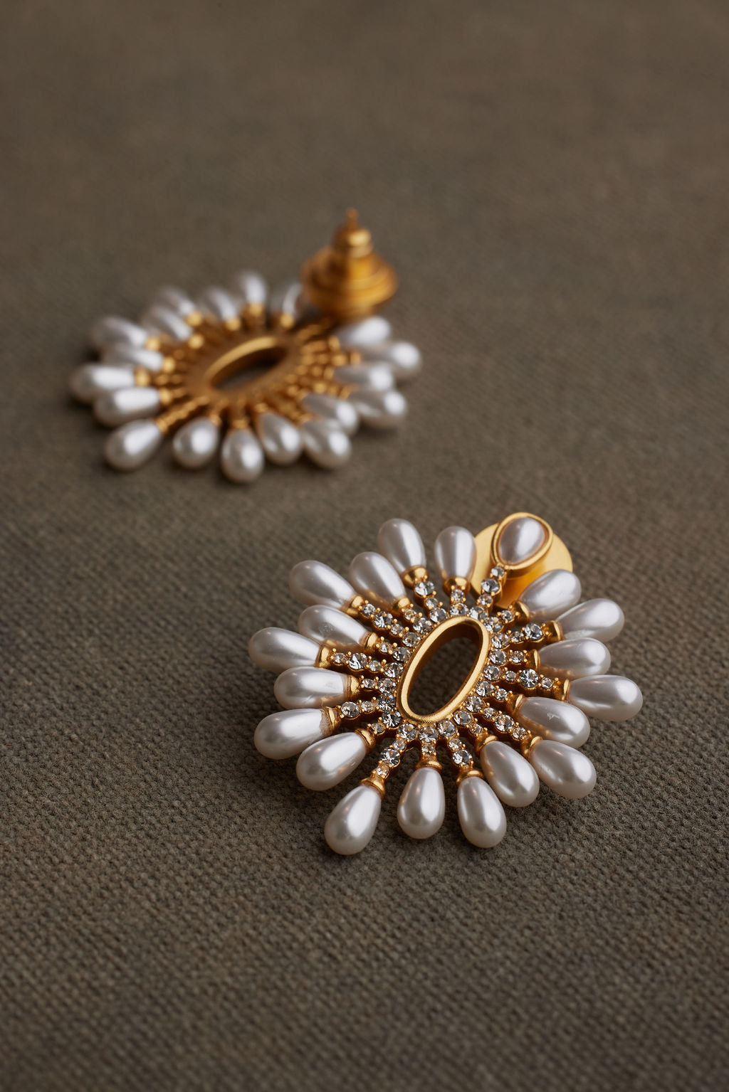 BEKO EARRING
