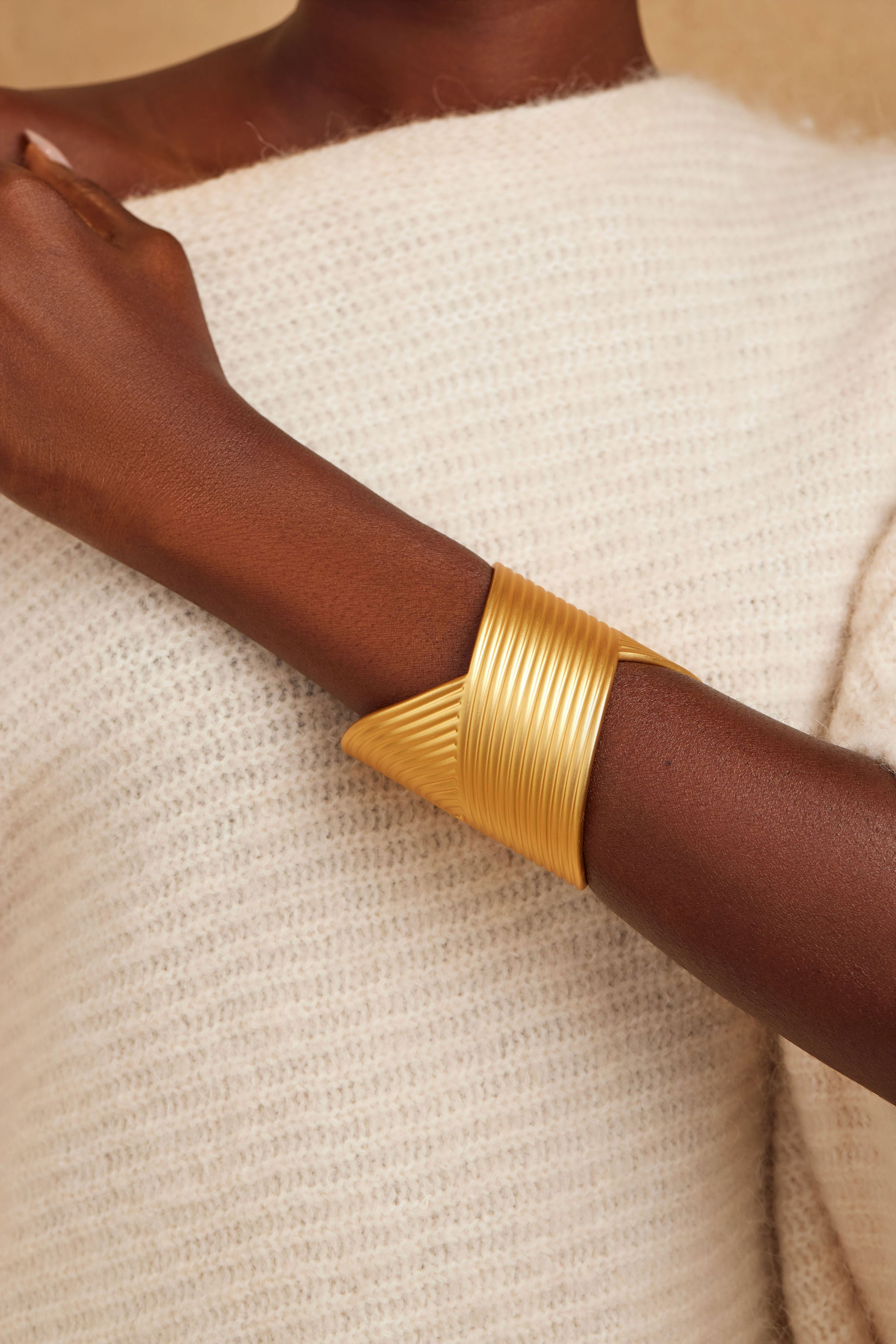 MAYA BANGLE
