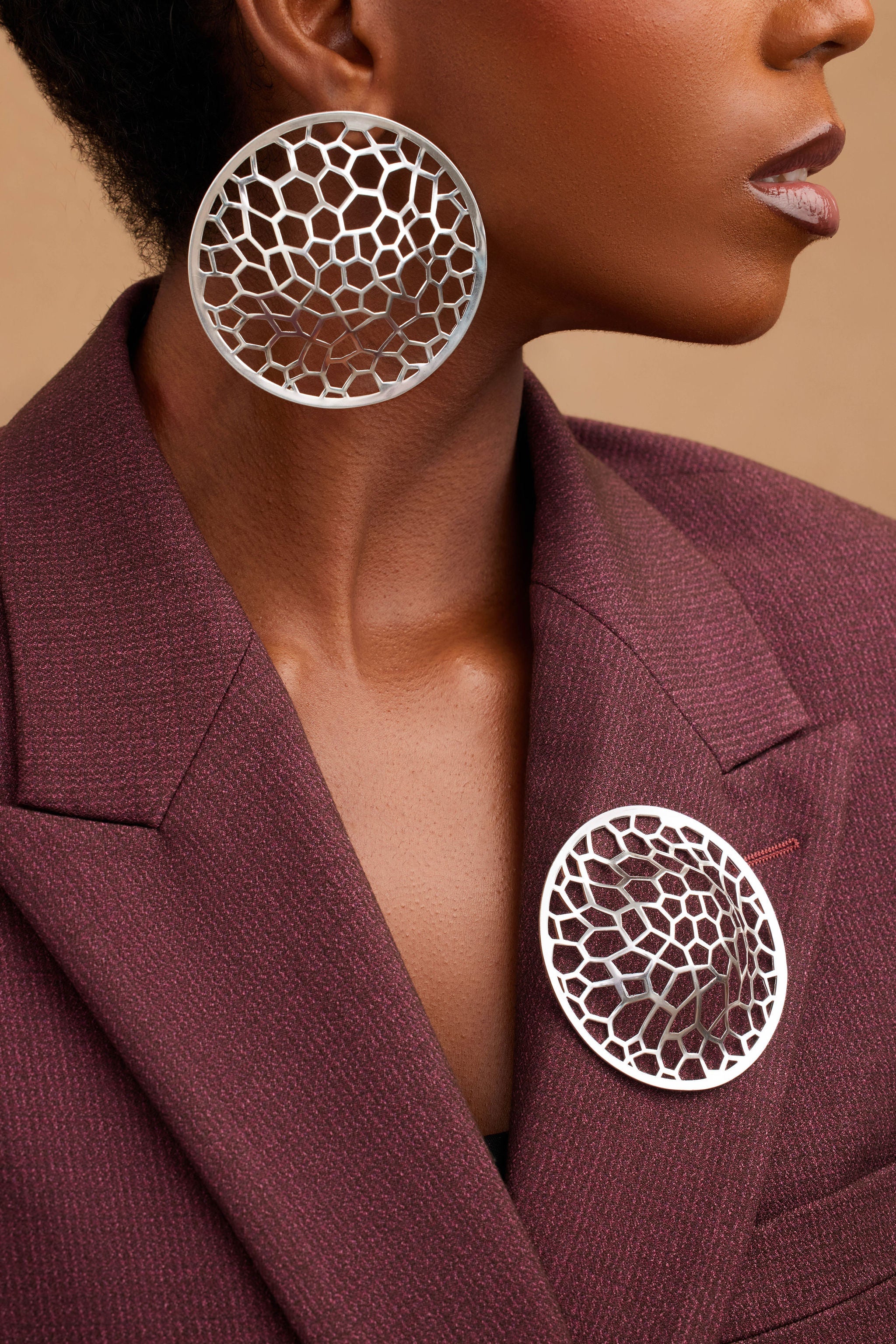 VENI BROOCH