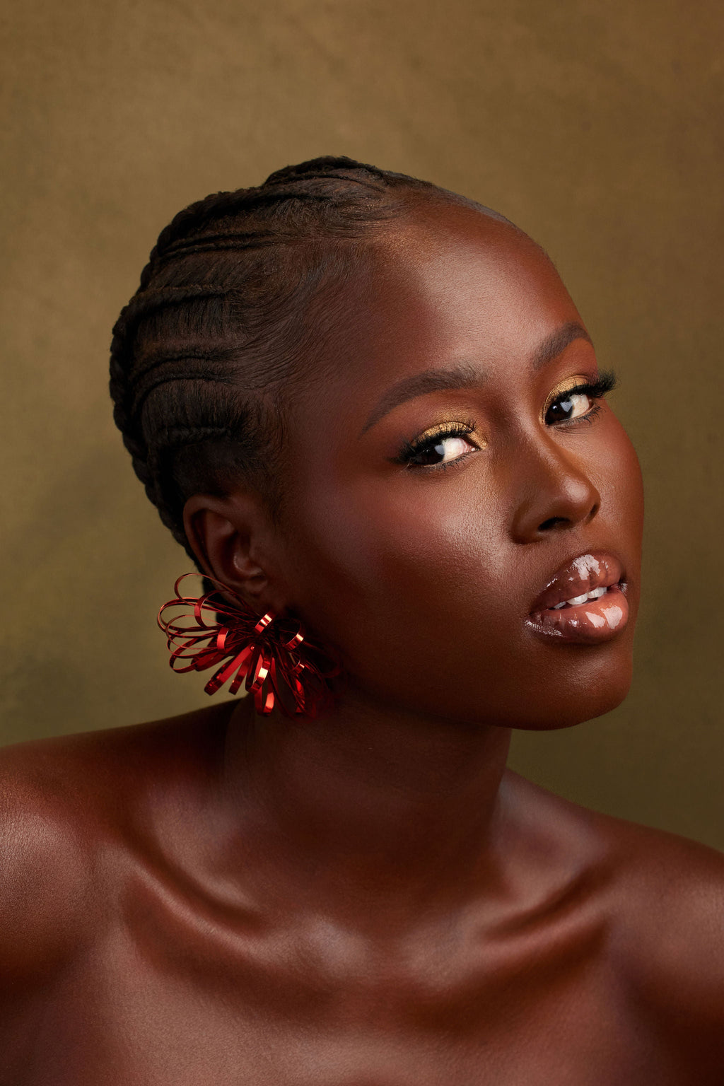 PRIA EARRING