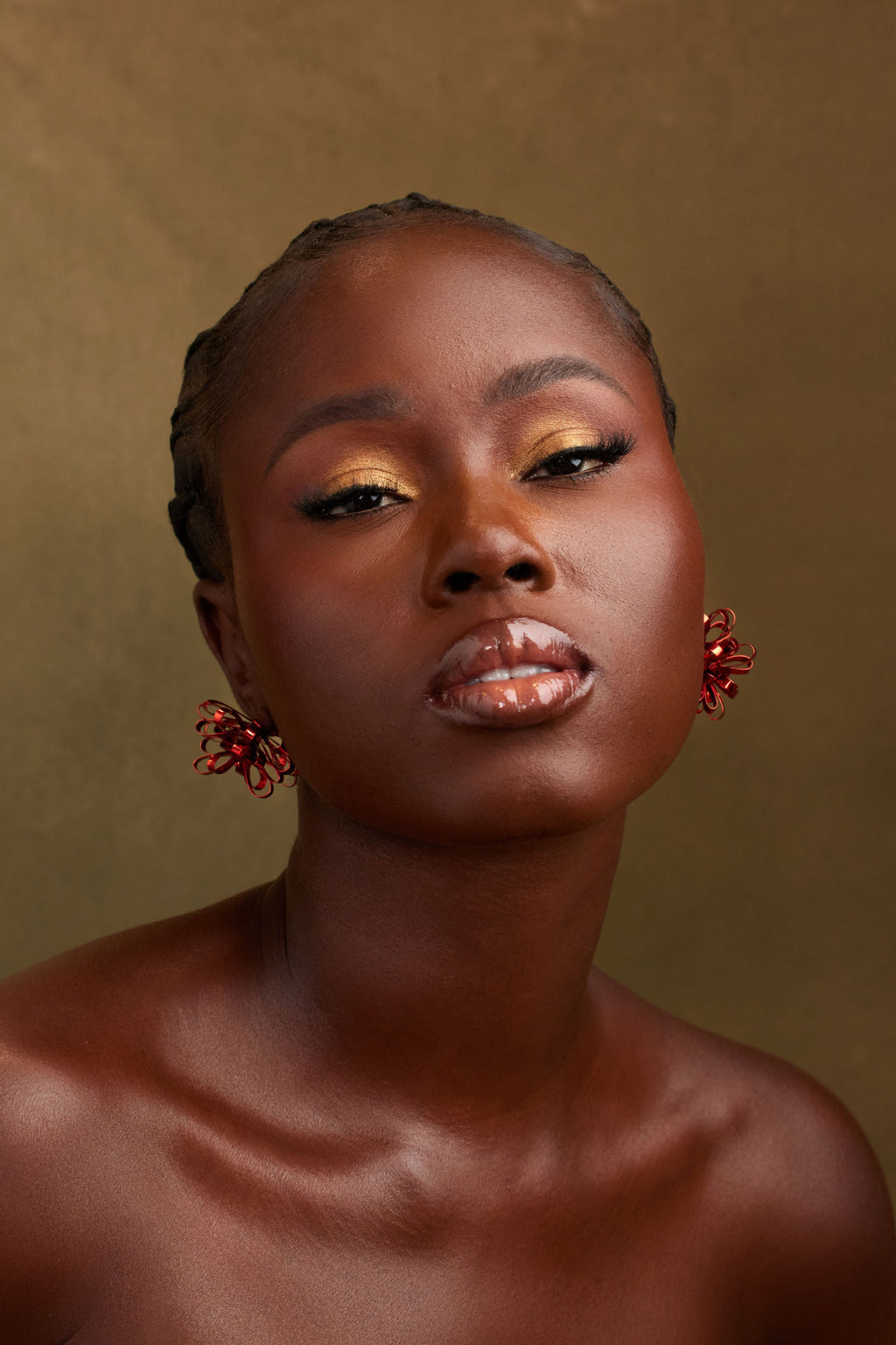PRIA EARRING