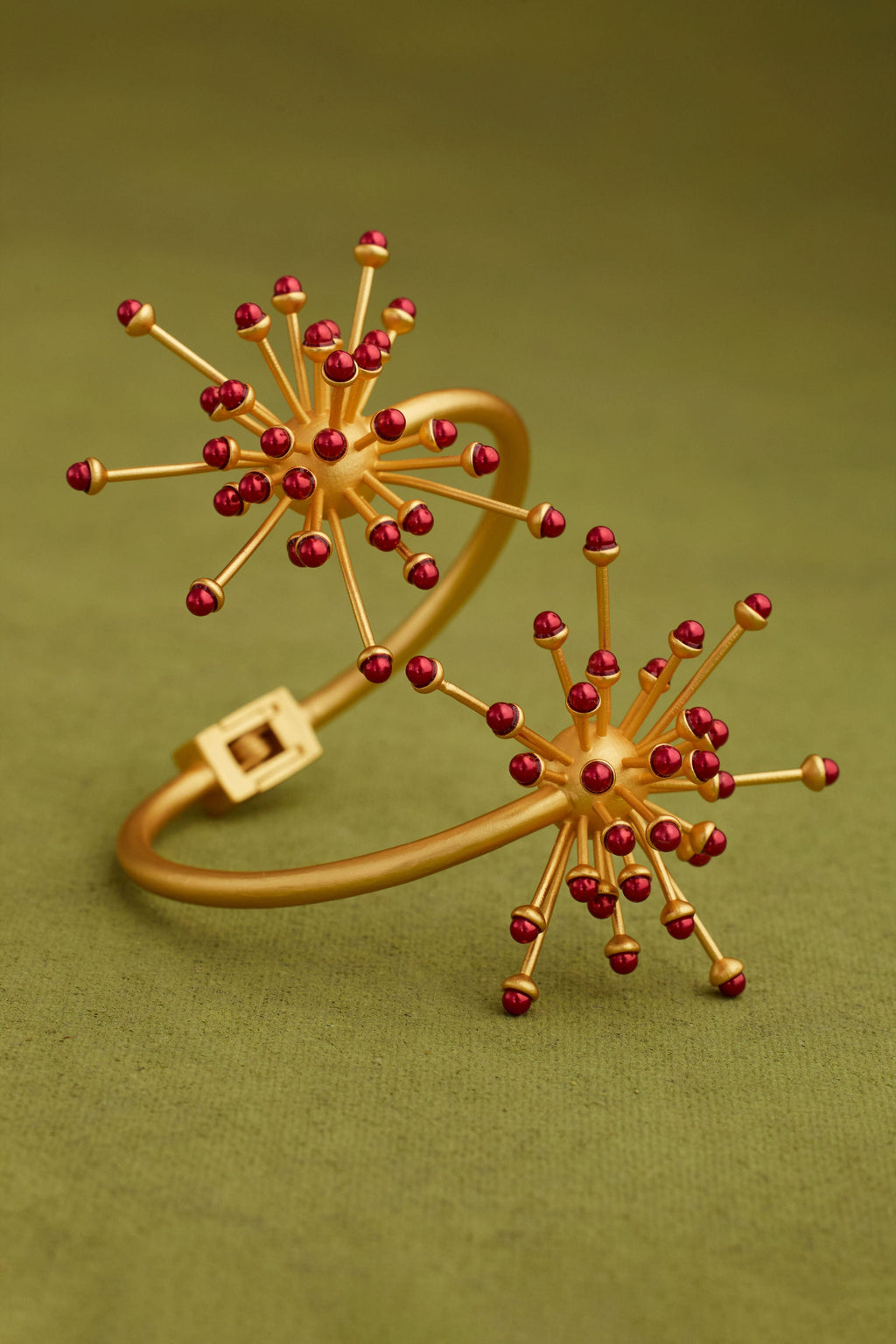 ENZO BANGLE