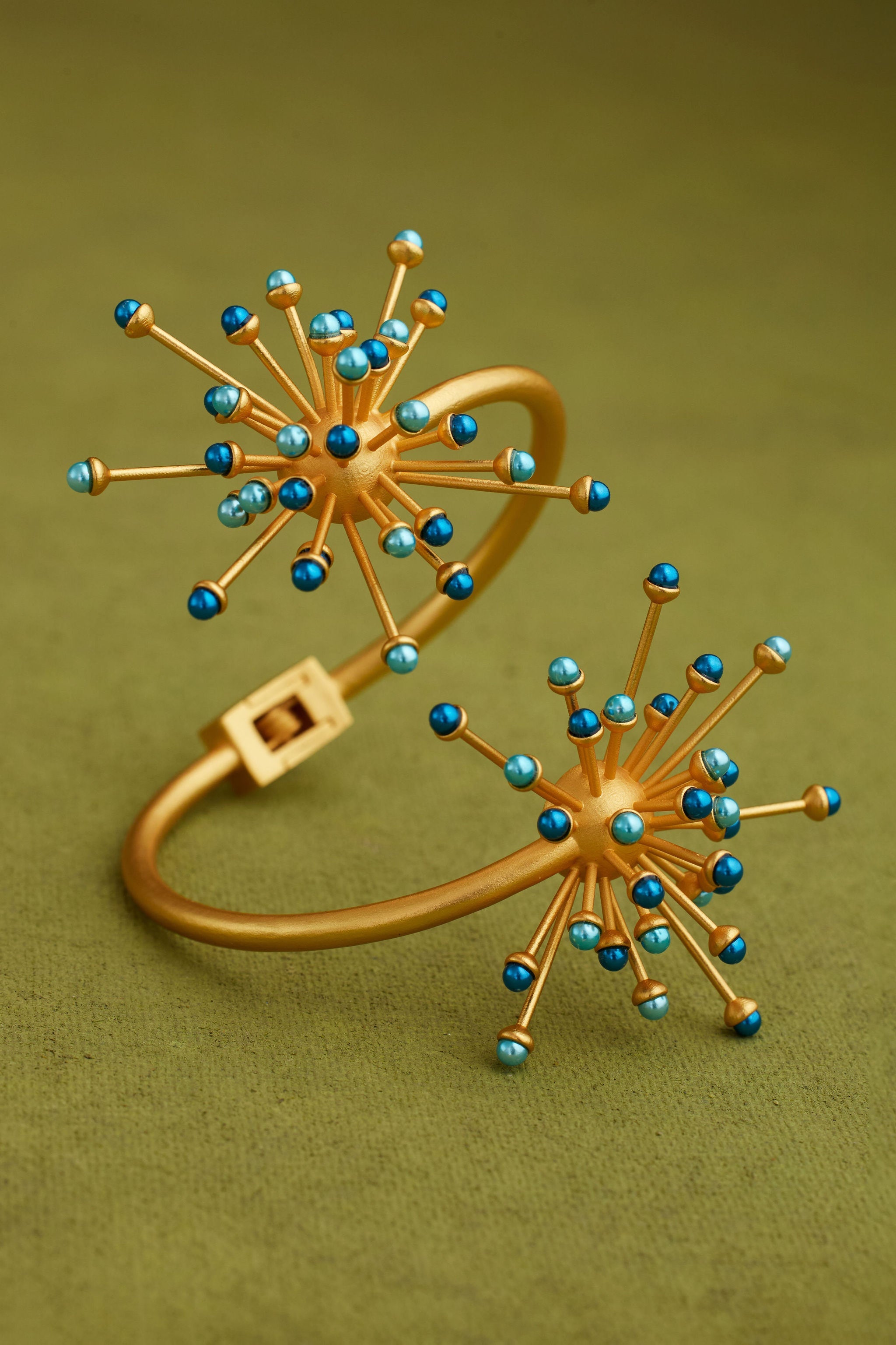 ENZO BANGLE