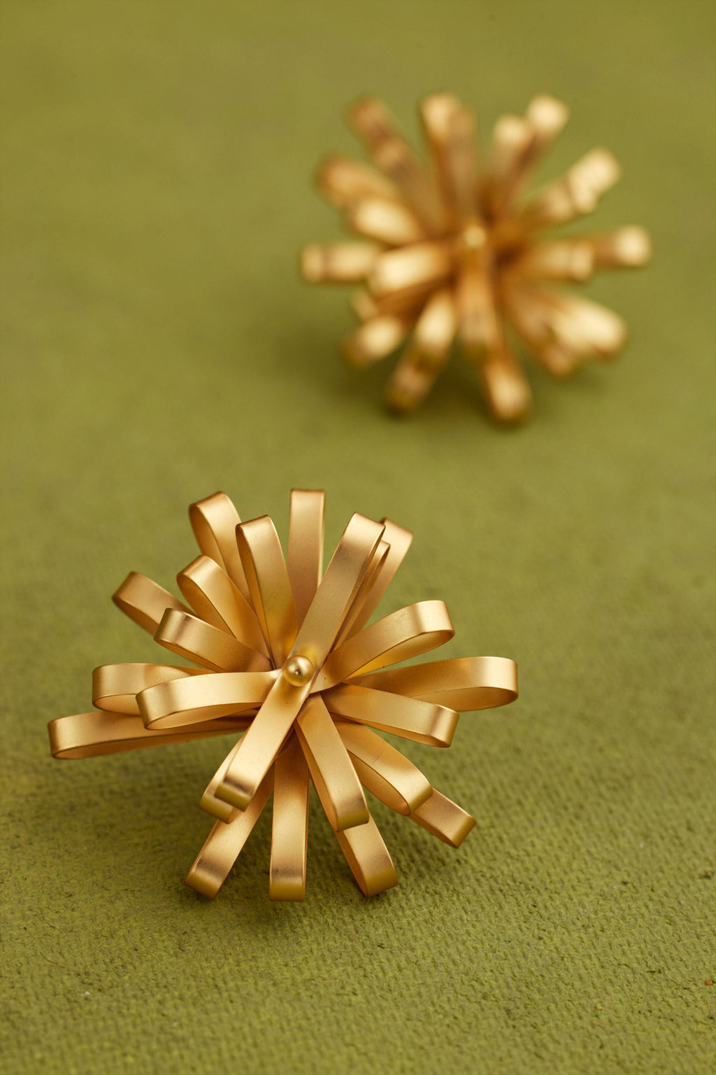 PRIA EARRING