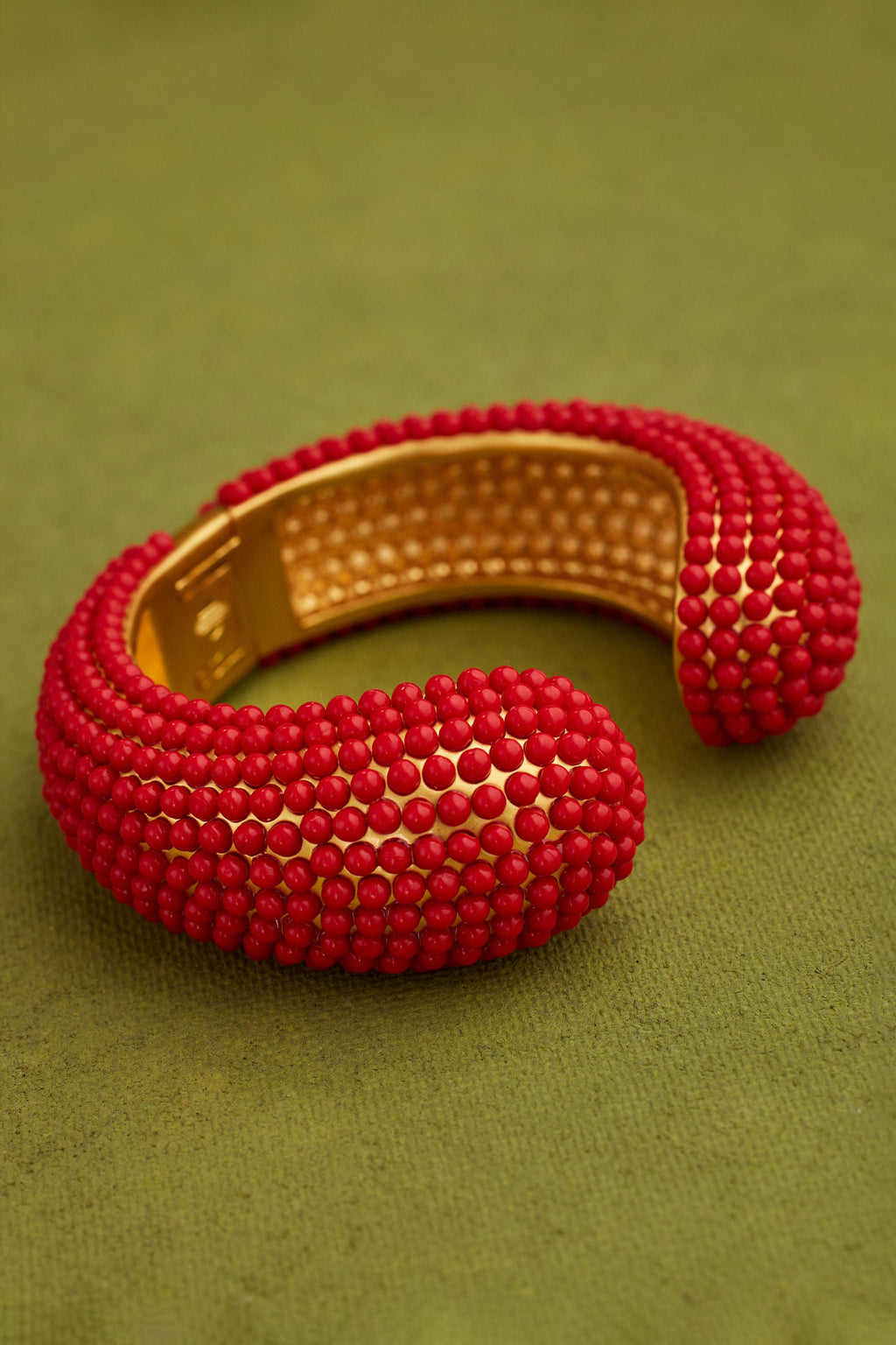 ROUZ BANGLE