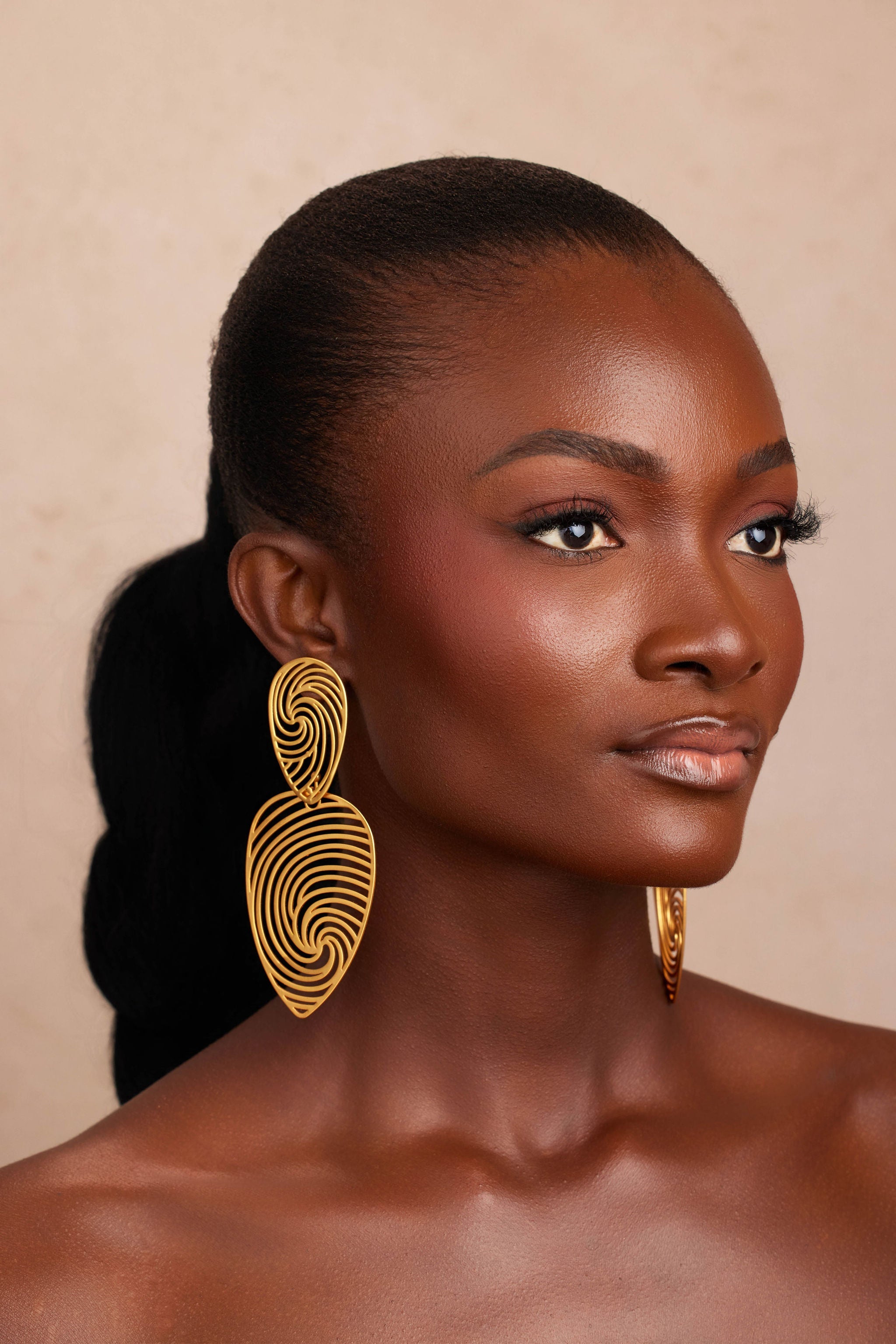 CERA EARRING