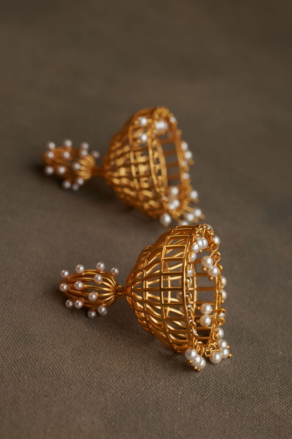 CHAN EARRING
