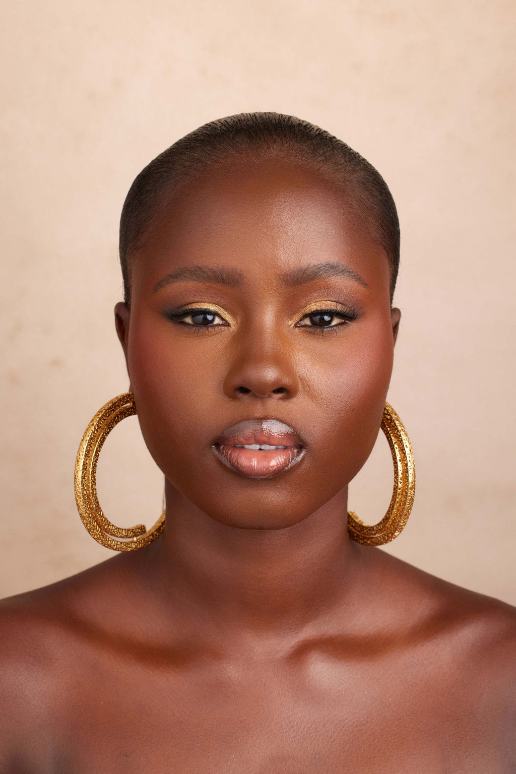 CIRE EARRING