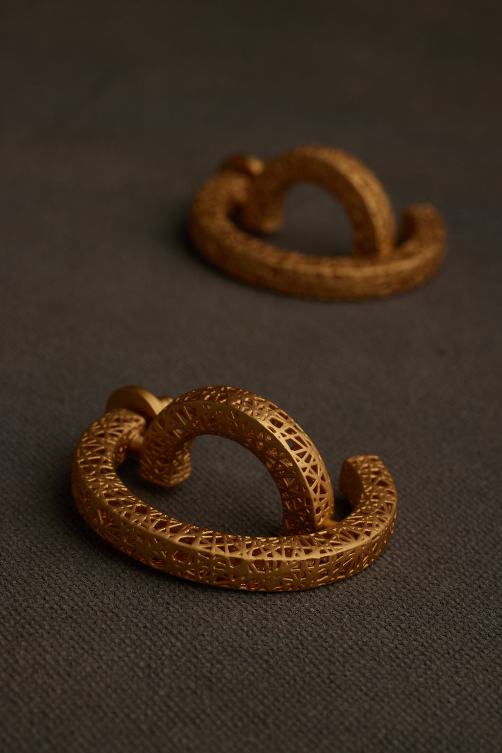 CIRE EARRING