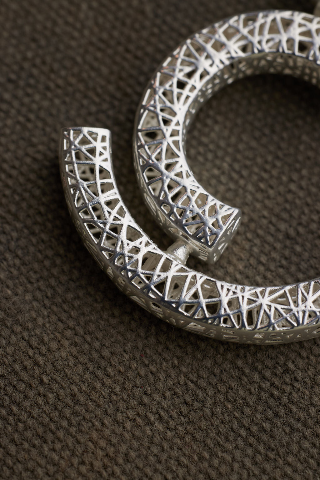 CIRE EARRING
