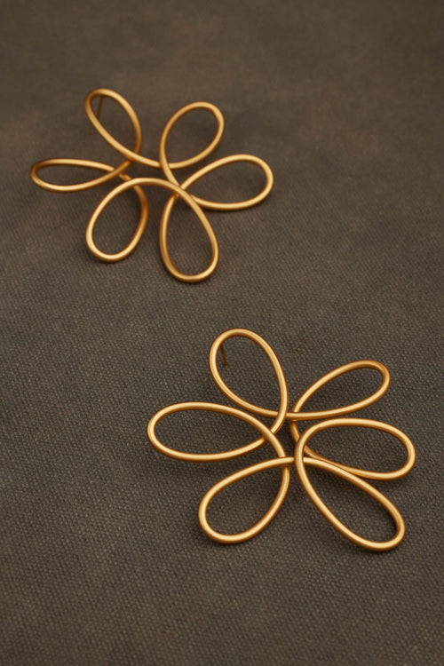 DAHL EARRING