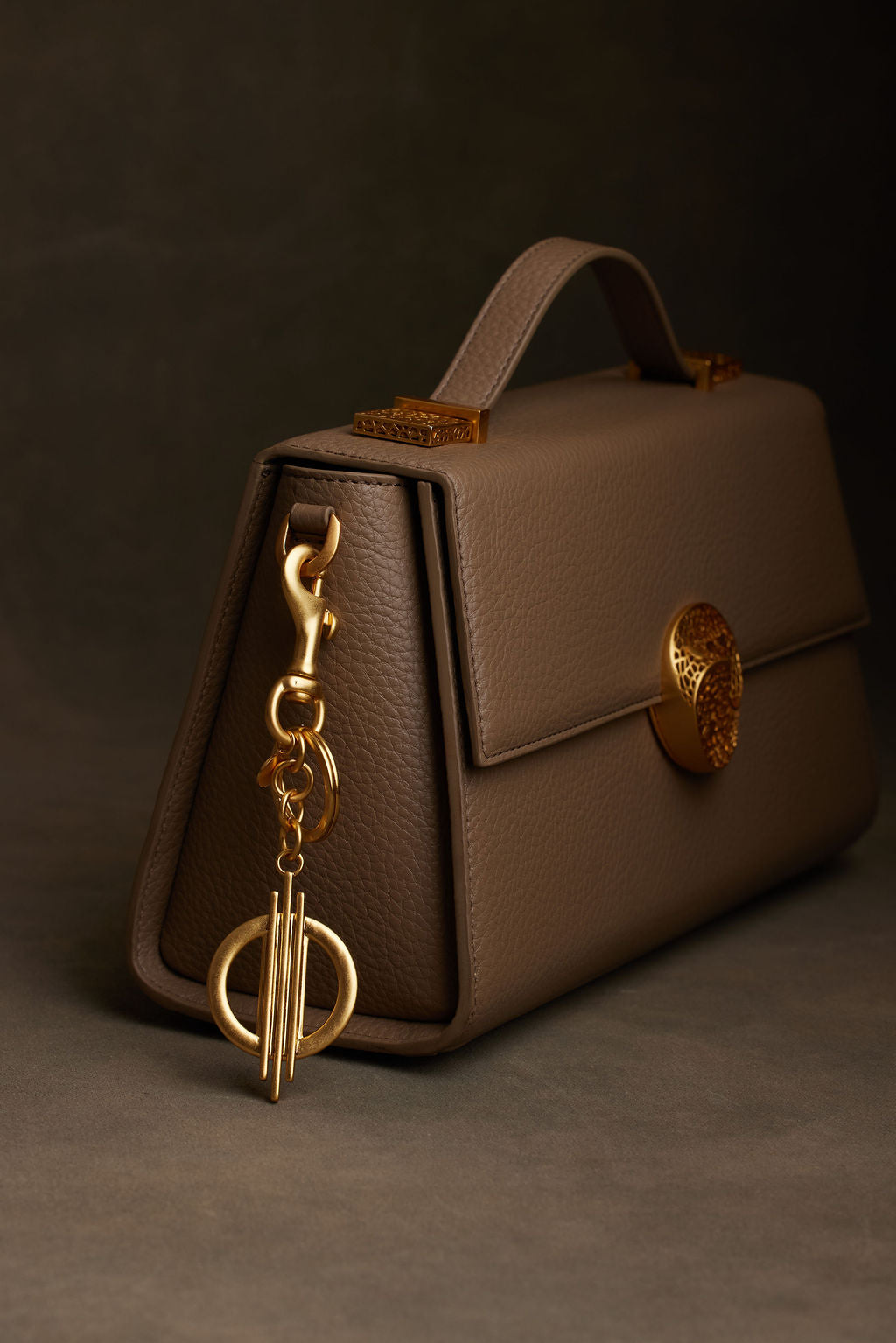 DAME BAG CHARM
