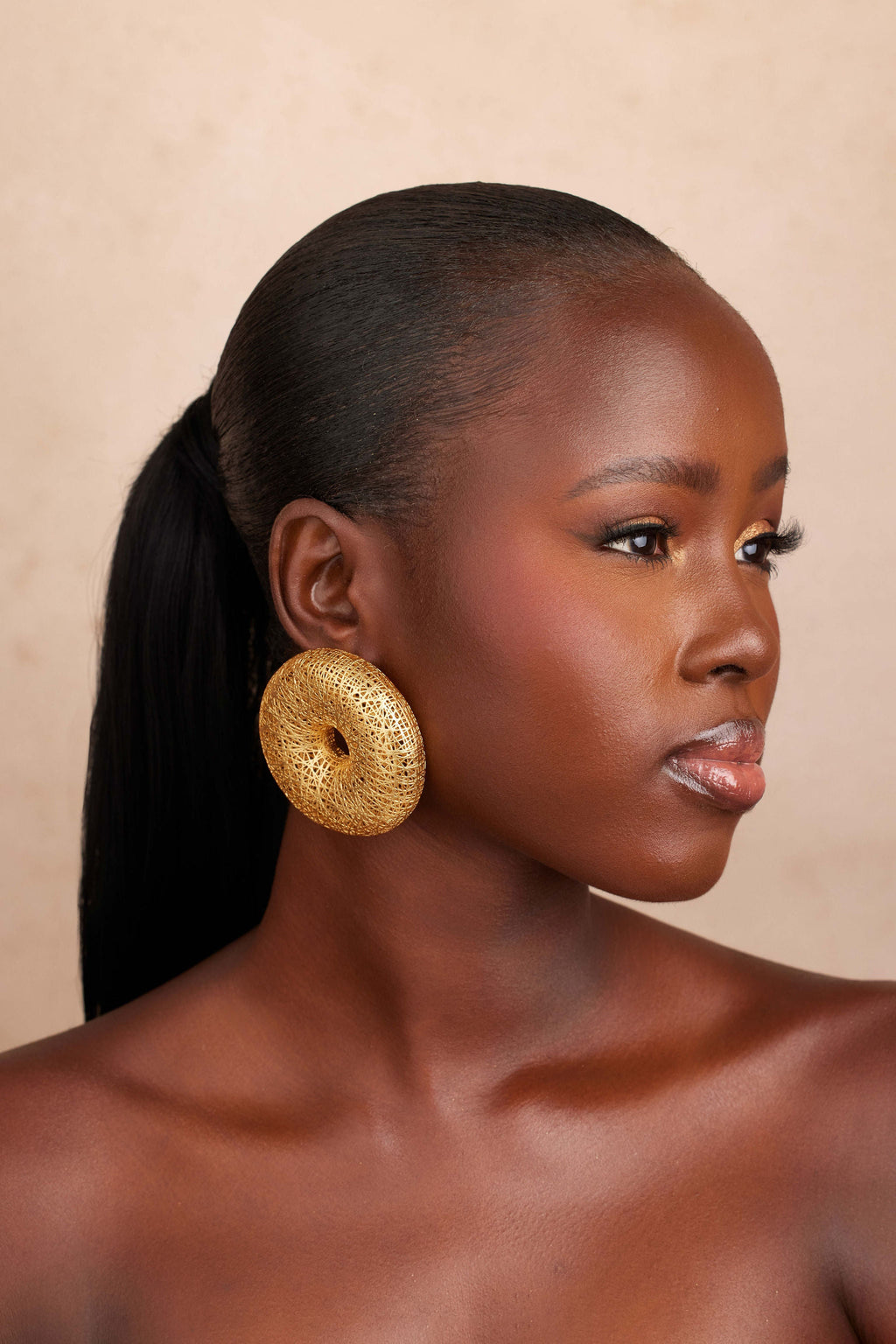 DONA EARRING