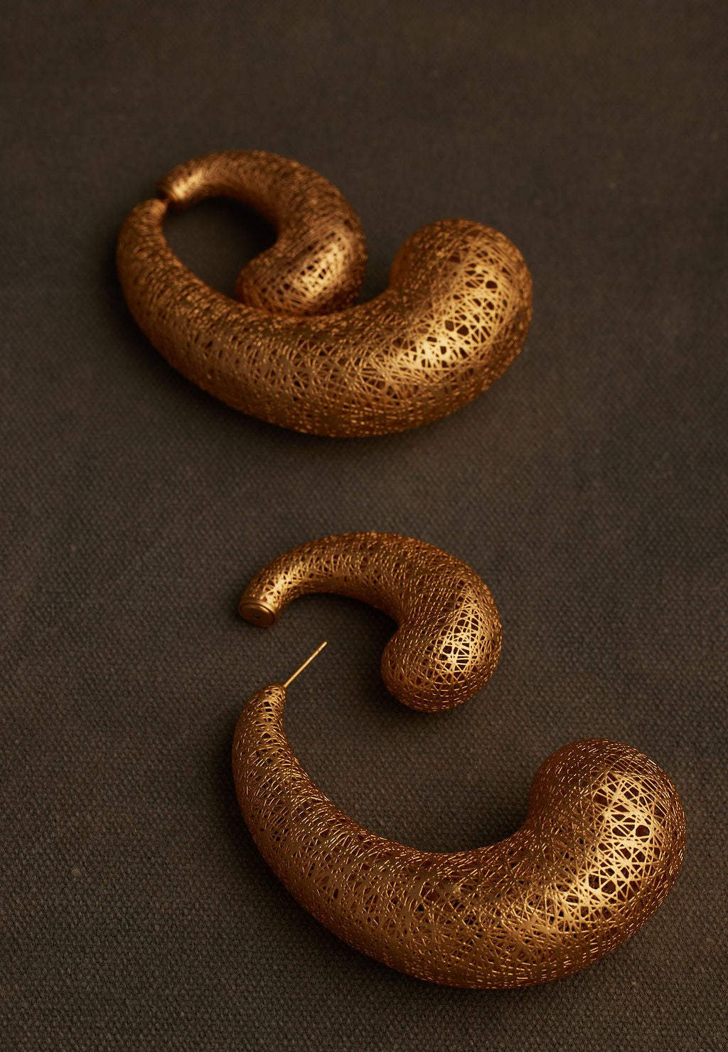 HAAR EARRING