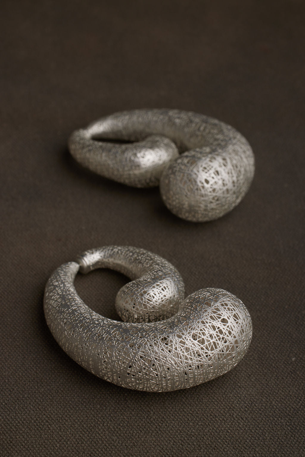 HAAR EARRING