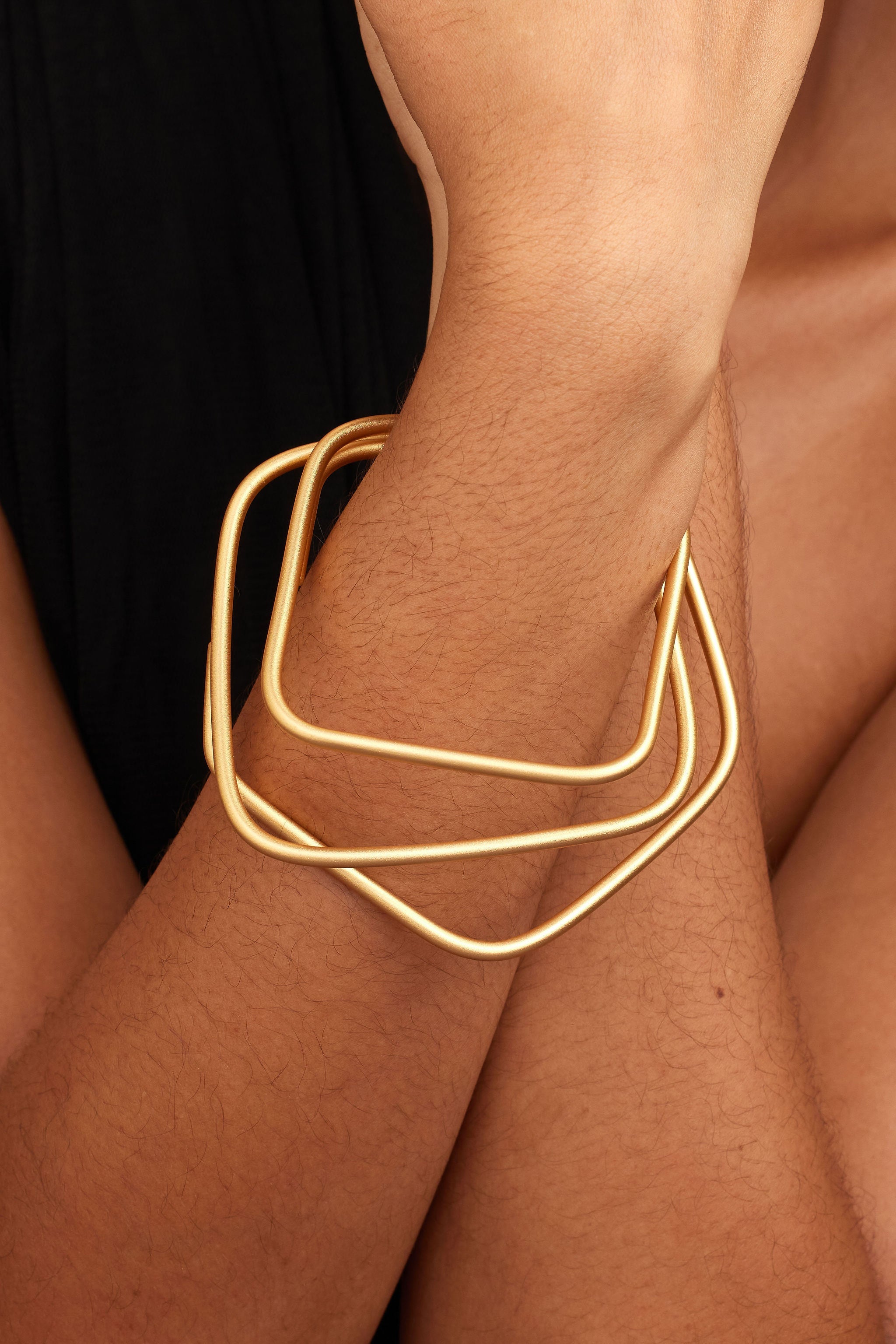 HENG BANGLE