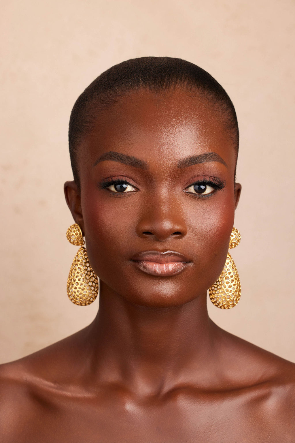 HYAH EARRING