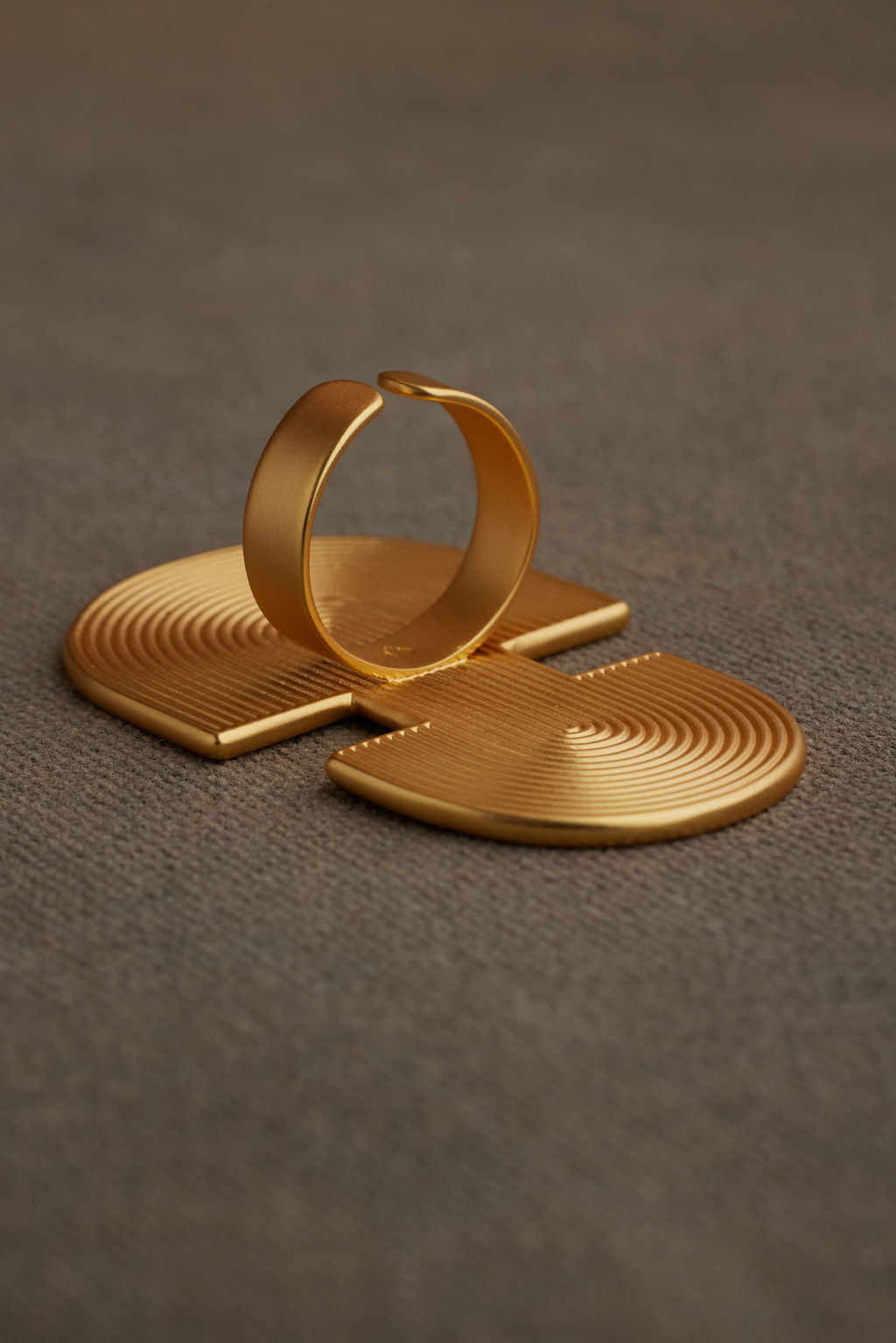 IADA RING