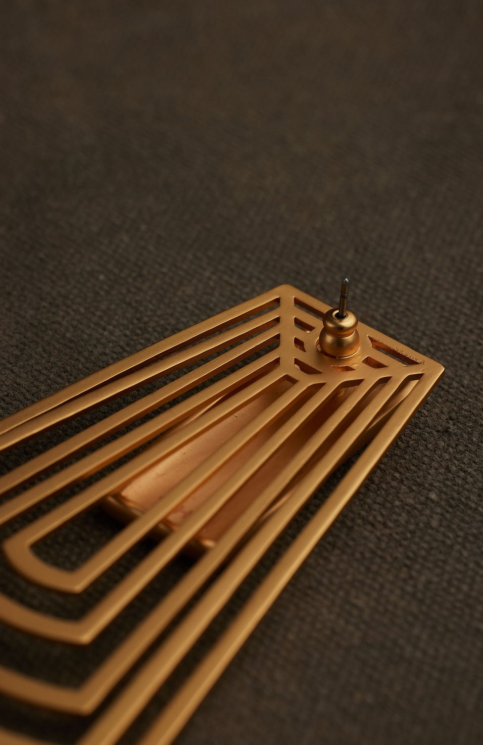 IZAN EARRING