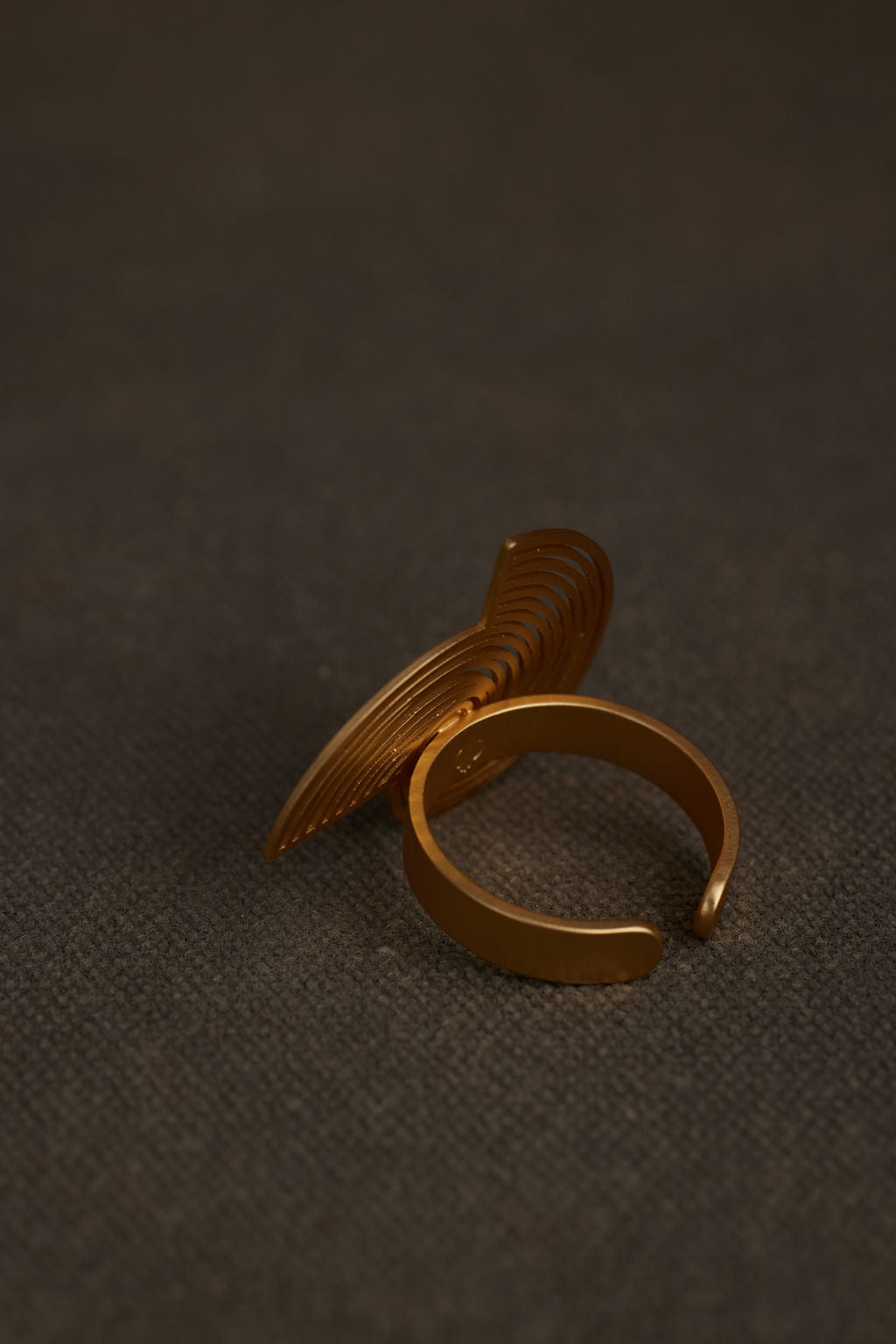 JAHI RING