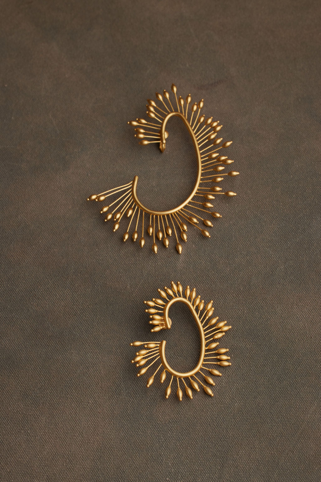 JARI EARRING