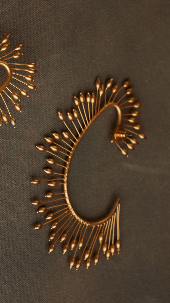 JARI EARRING