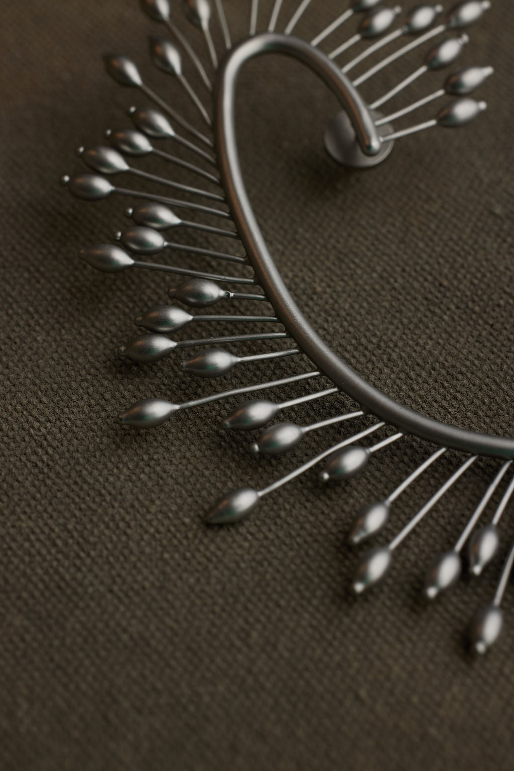 JARI EARRING