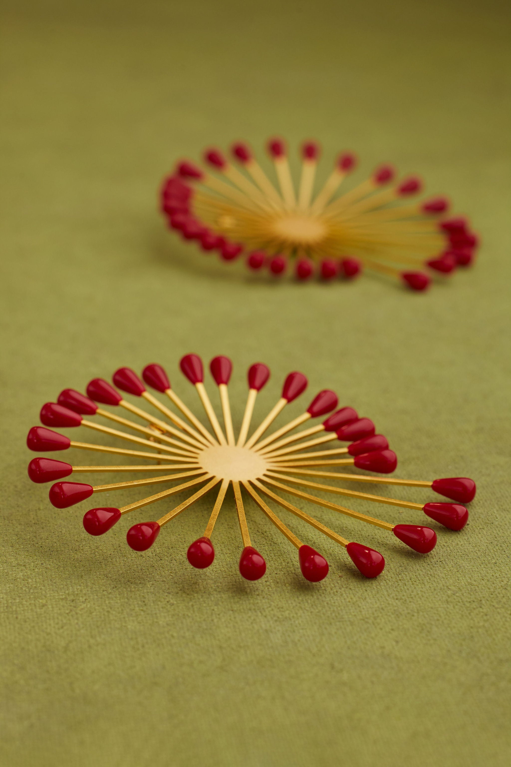 JIRA EARRING