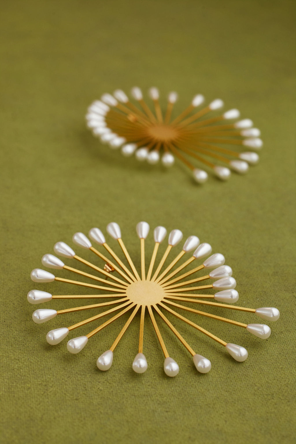 JIRA EARRING