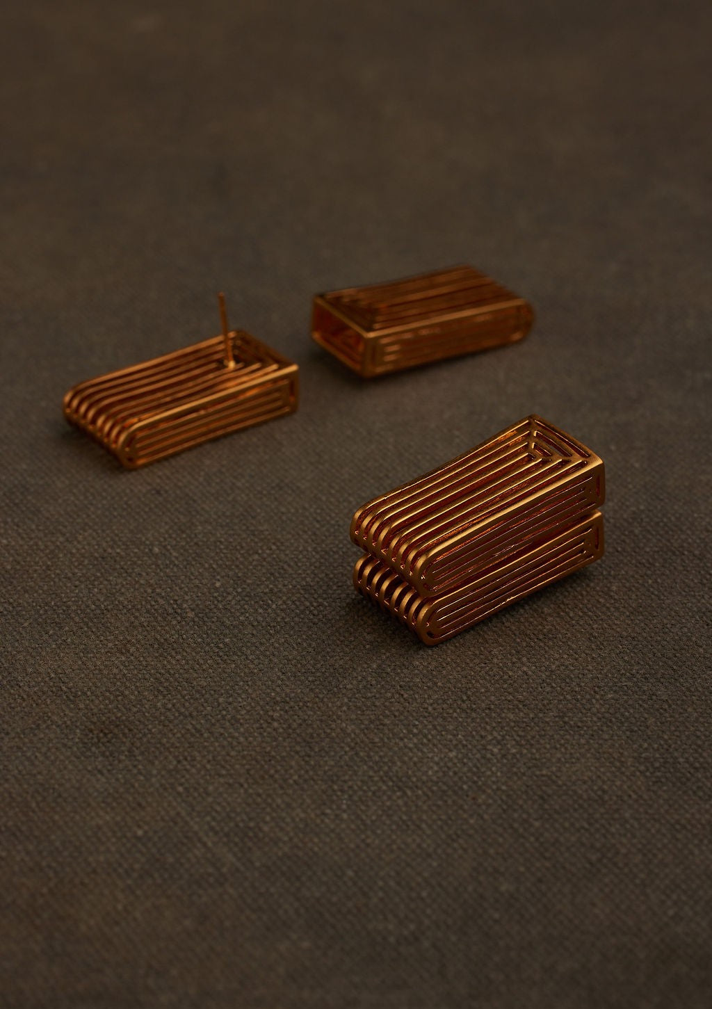JUHA EARRING