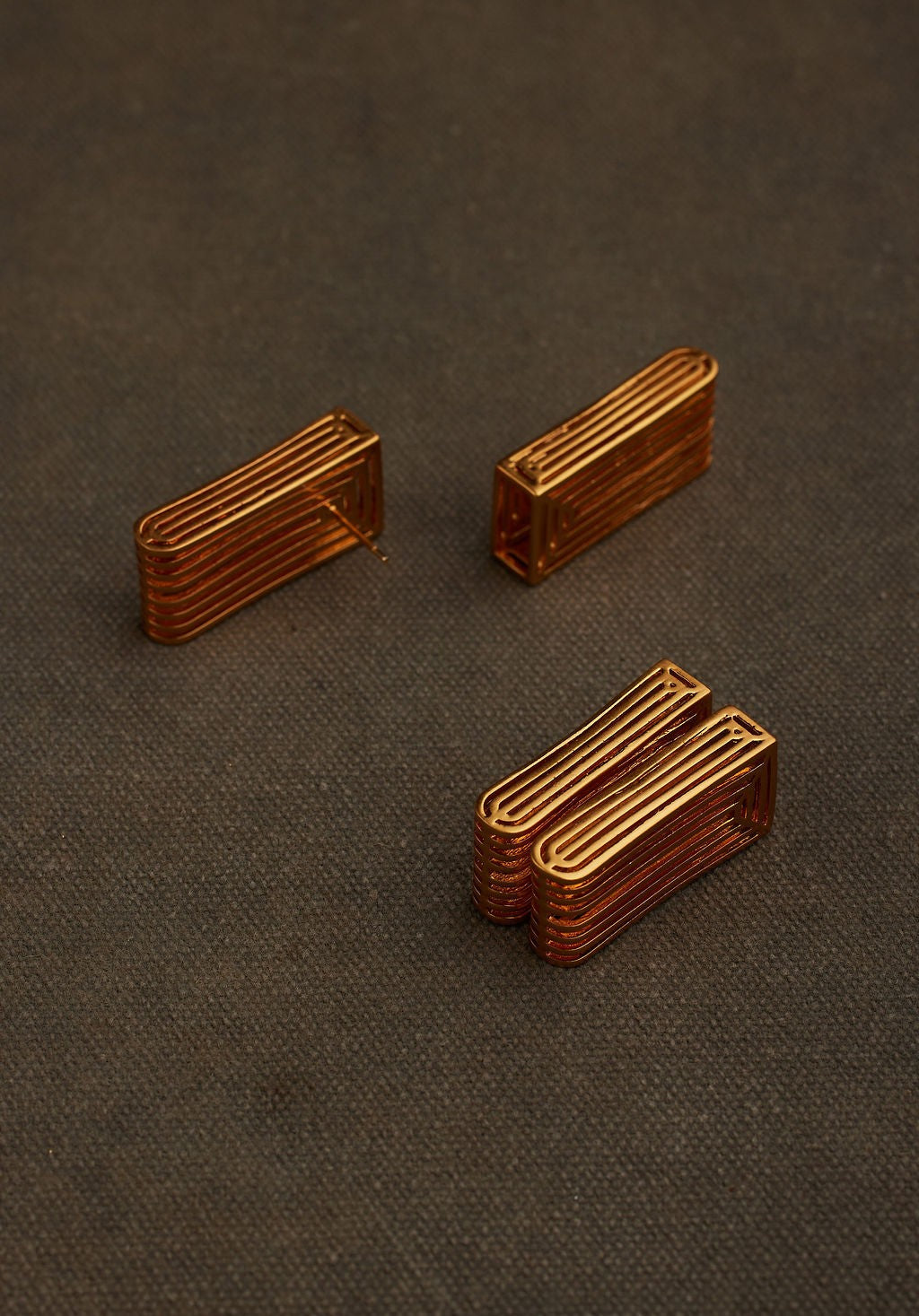 JUHA EARRING