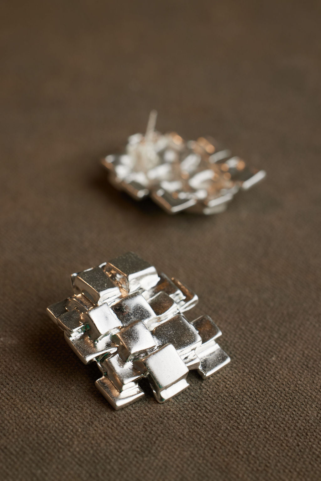 KEEK EARRING