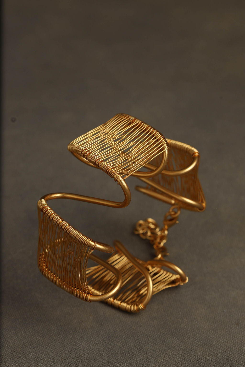 KOHM BANGLE