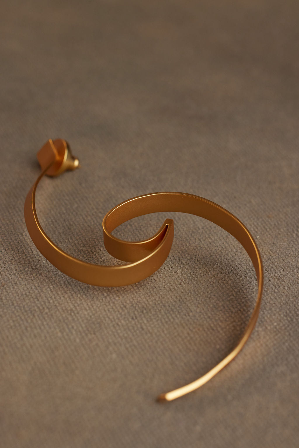KROM EARRING