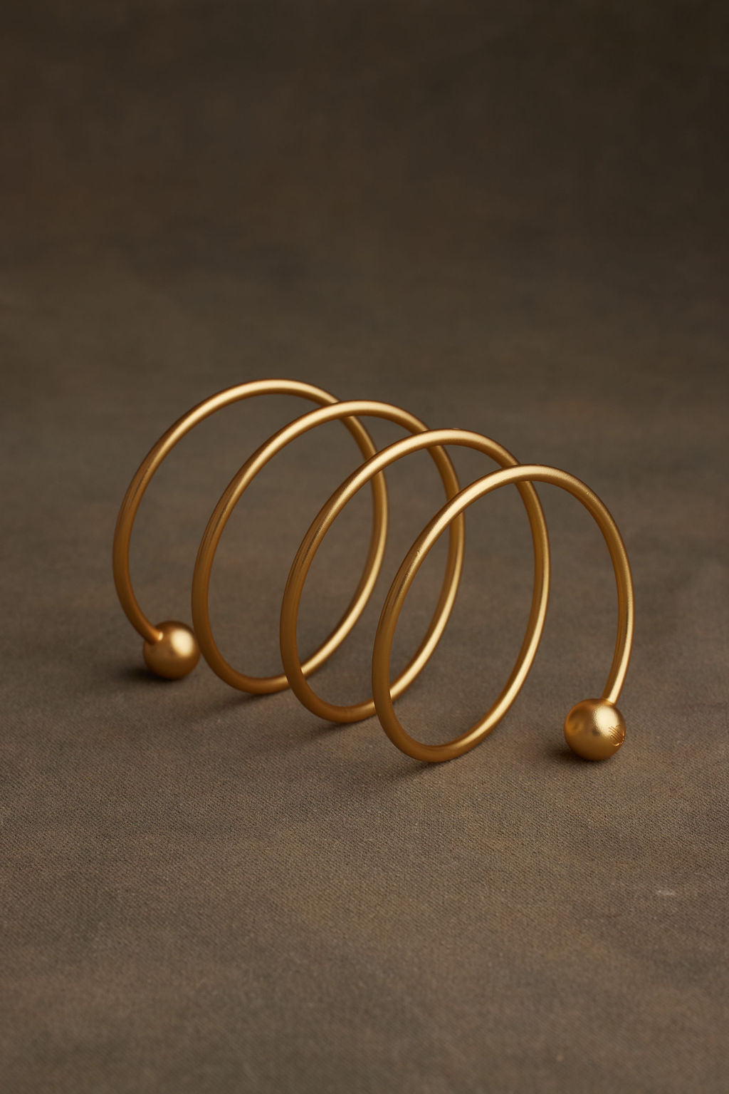 LAEL BANGLE