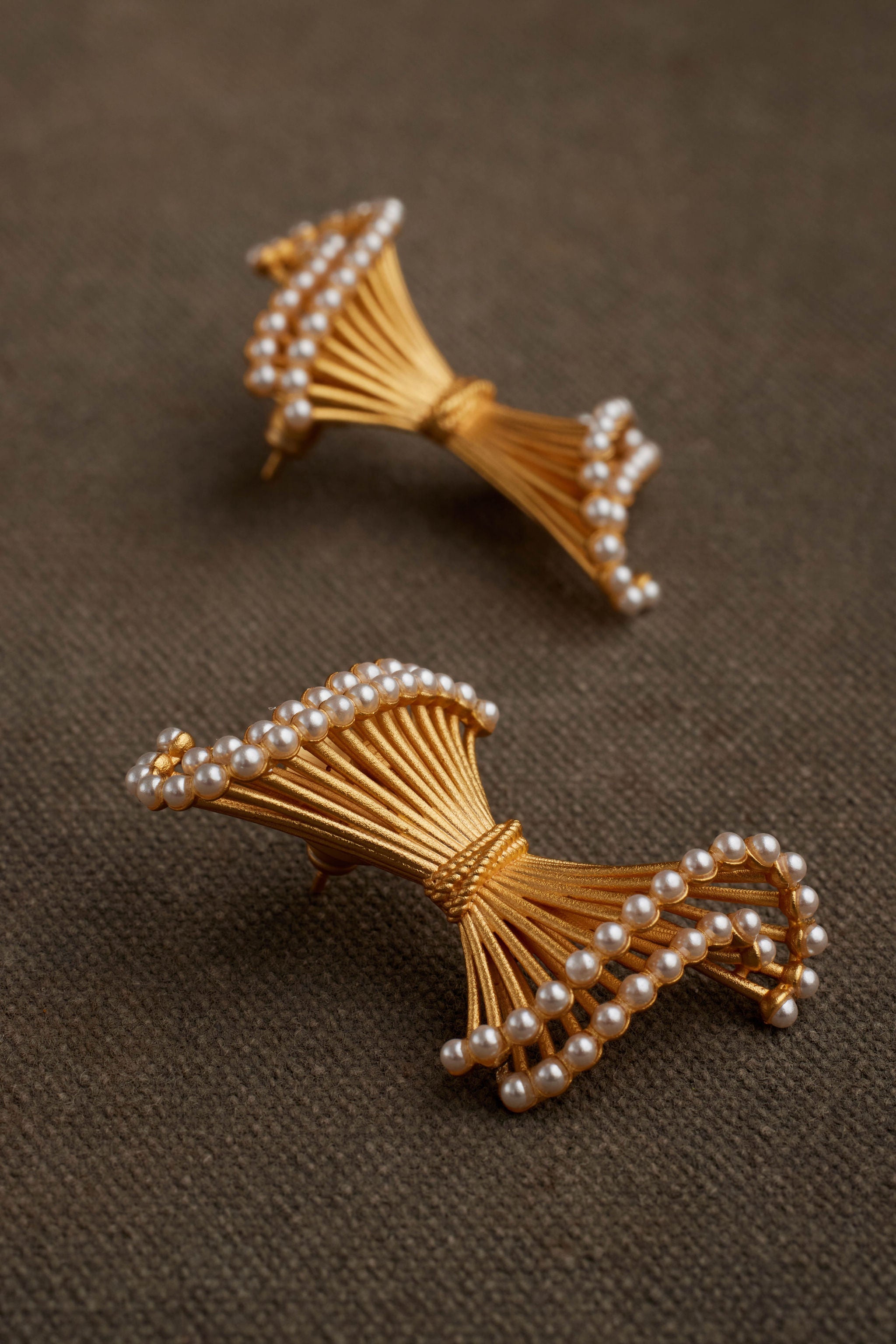 LUMI EARRING