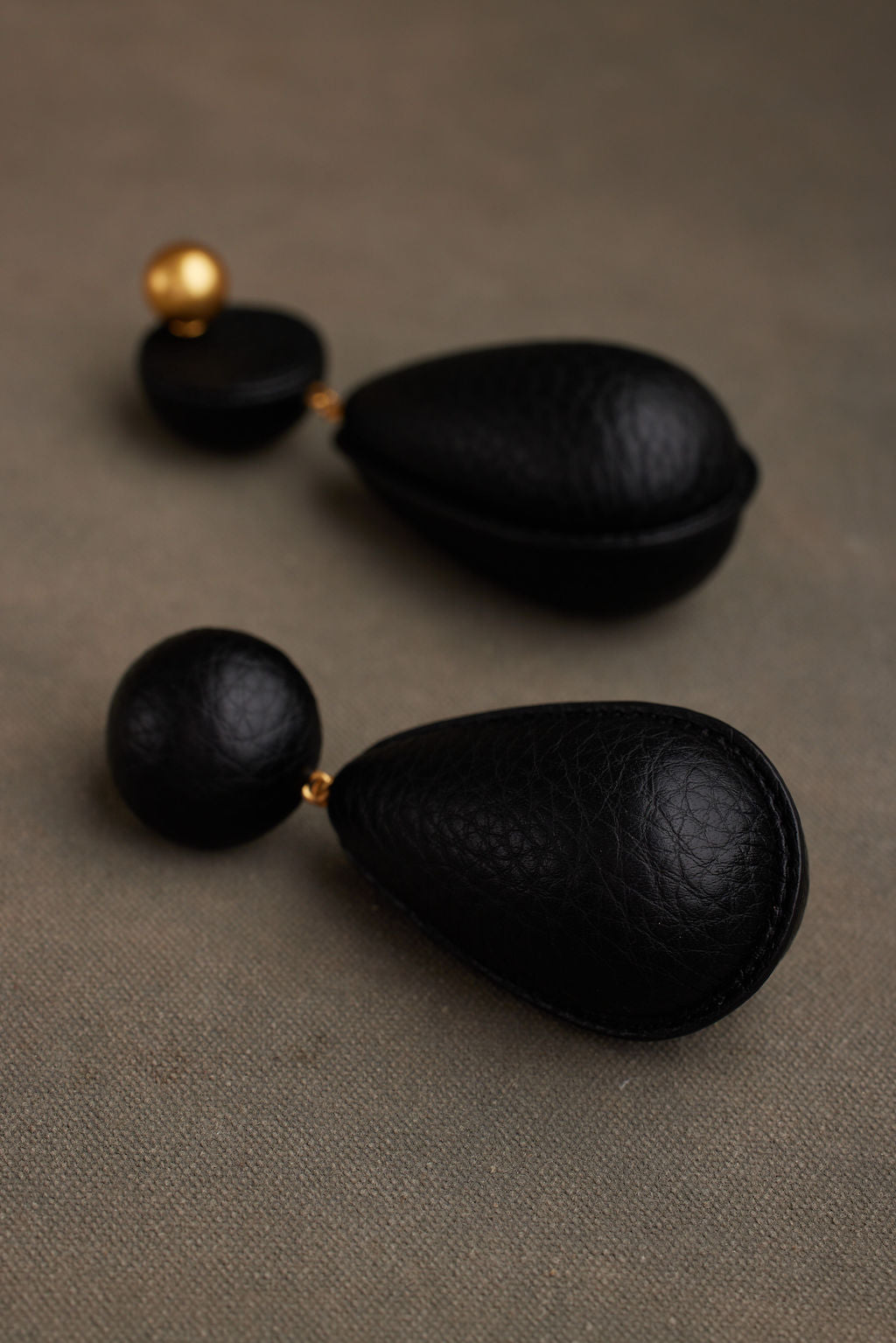 LYAH EARRING