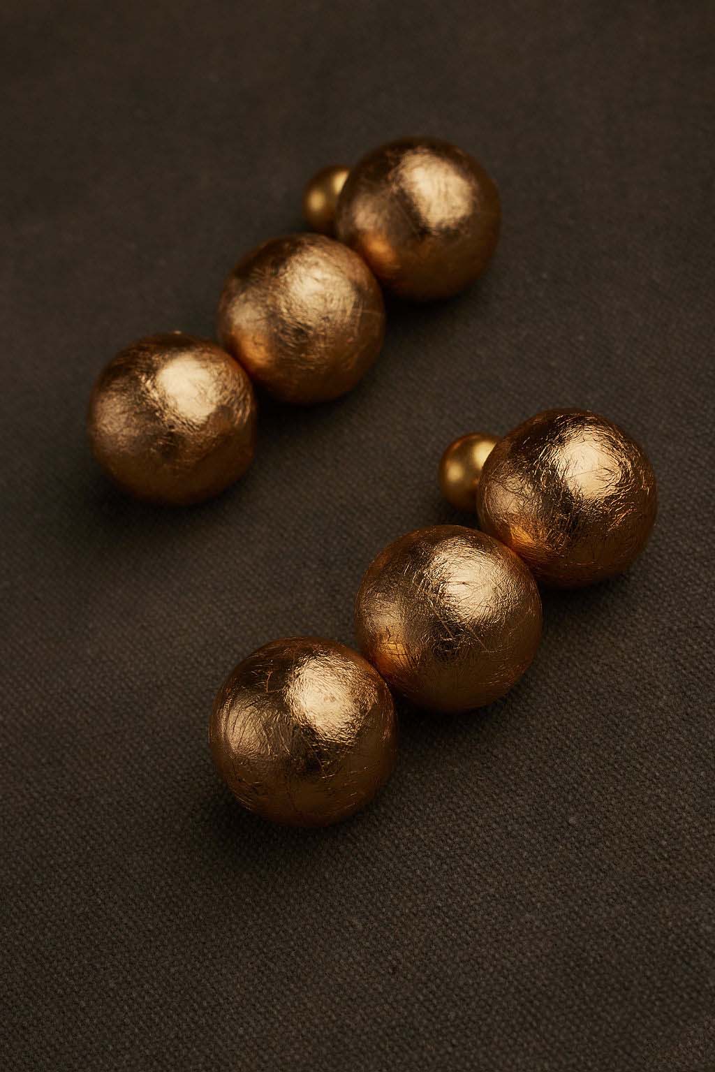 MORA EARRING
