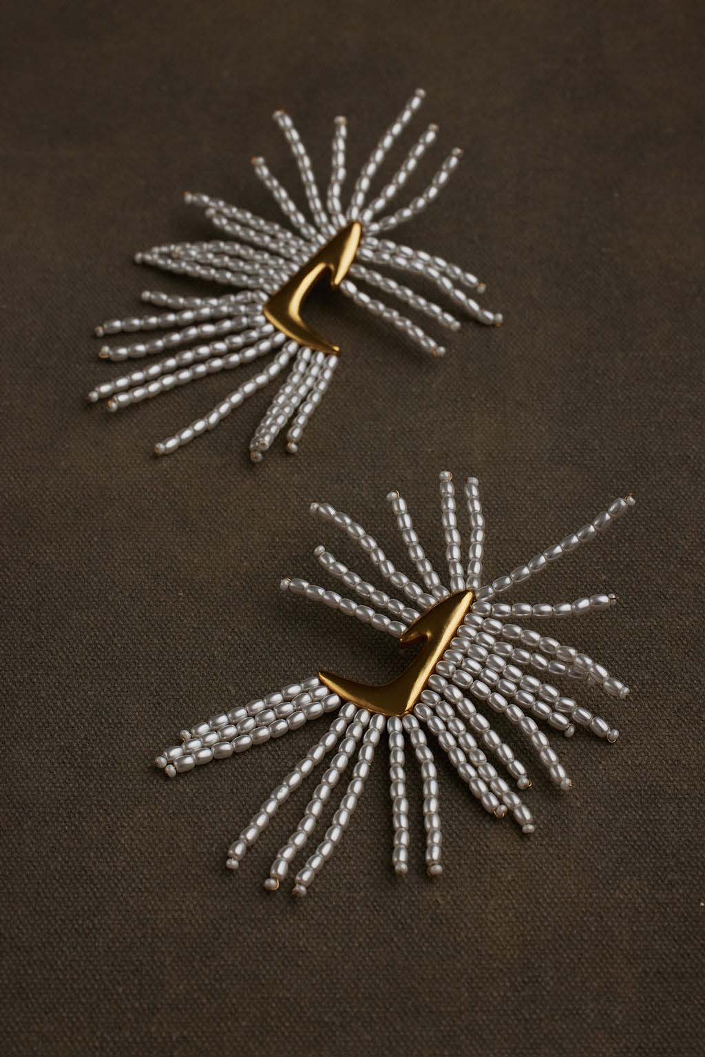 UVYN EARRINGS