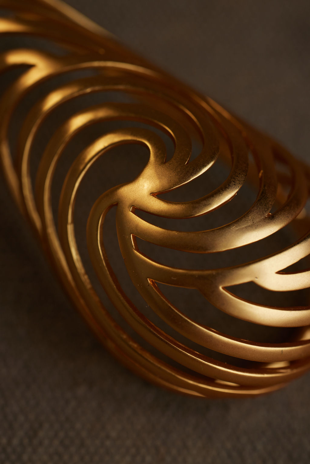 MAYA EARRING