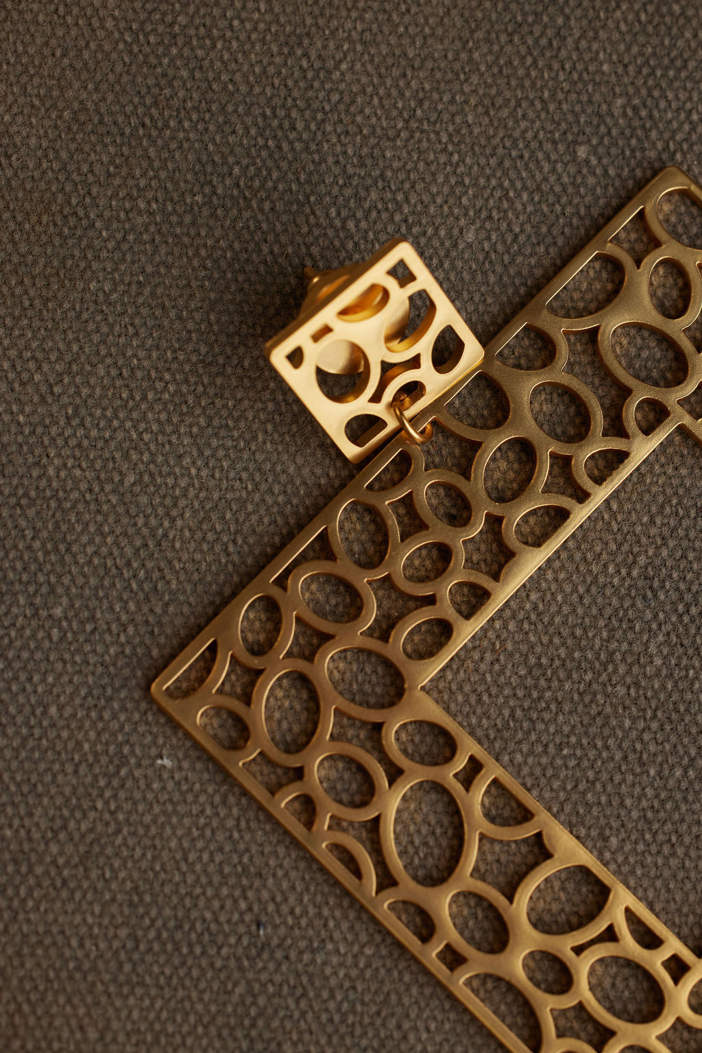 MILL EARRING
