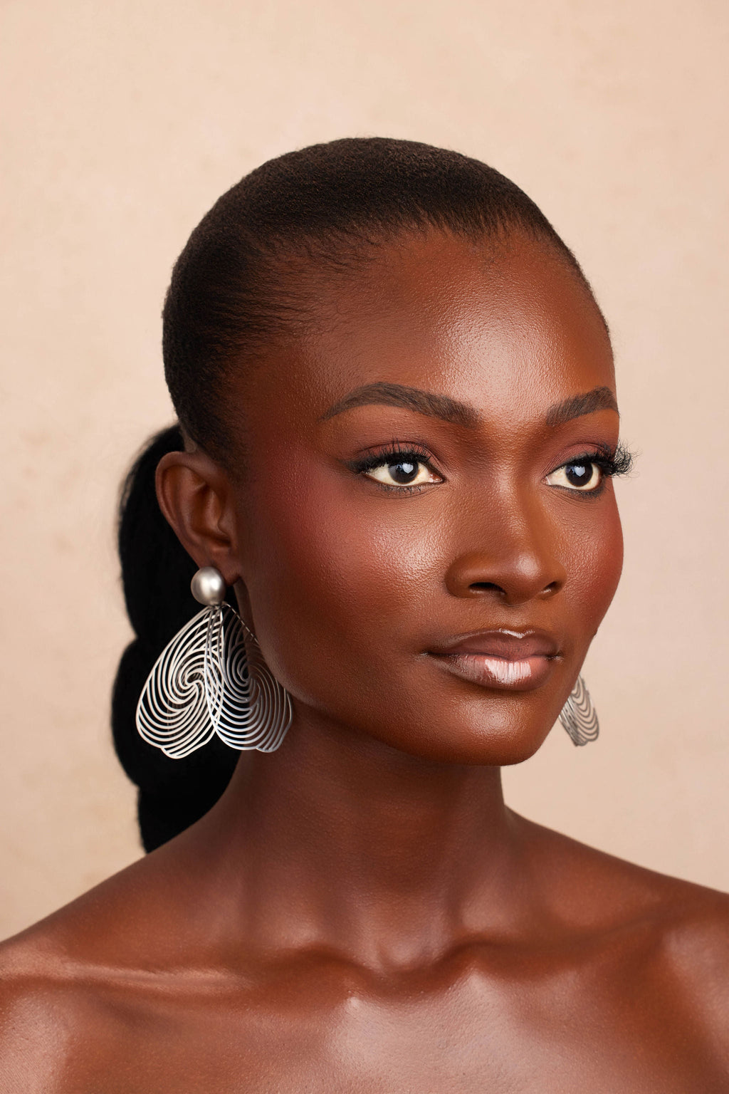 OLIA EARRING