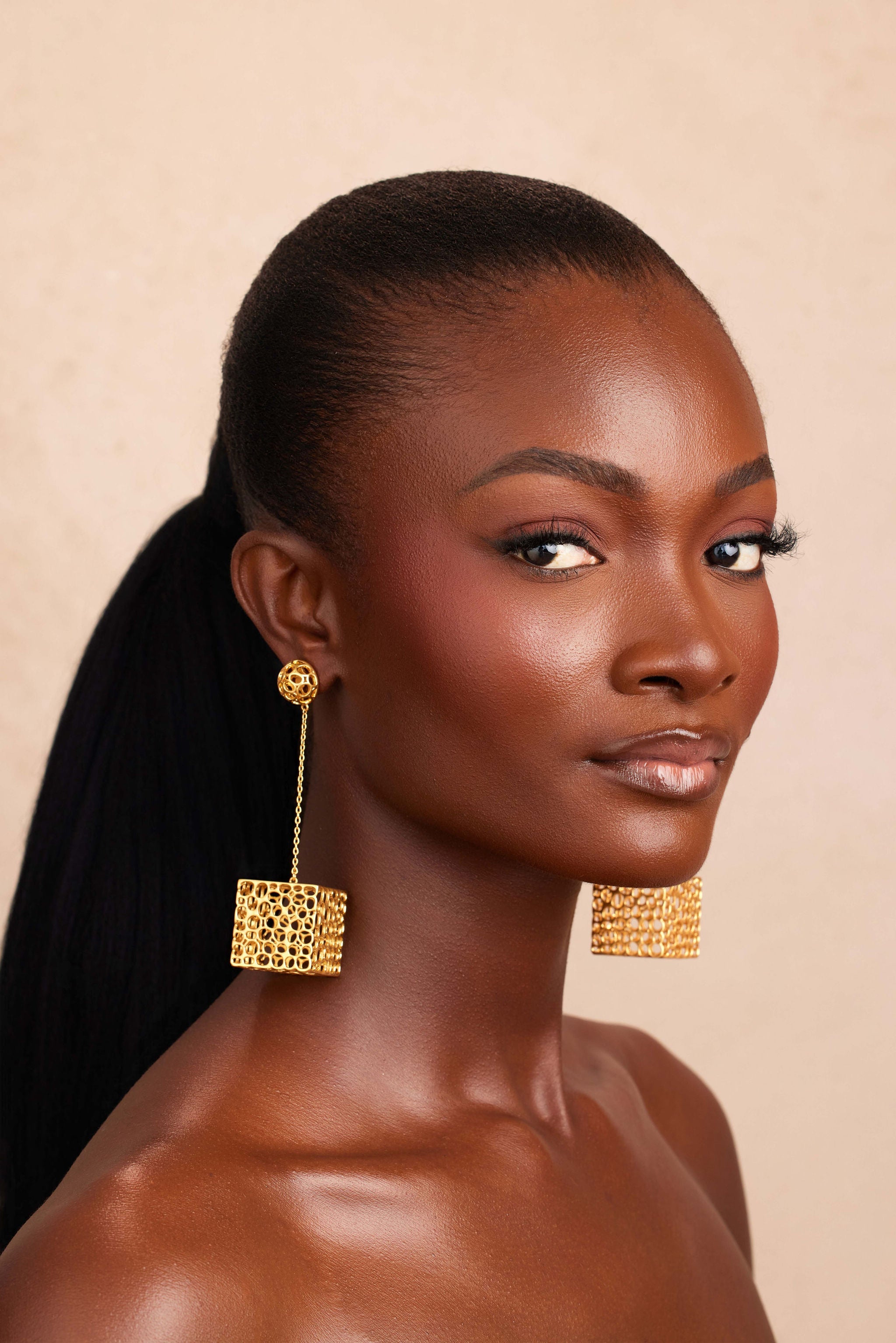 NYTO EARRING