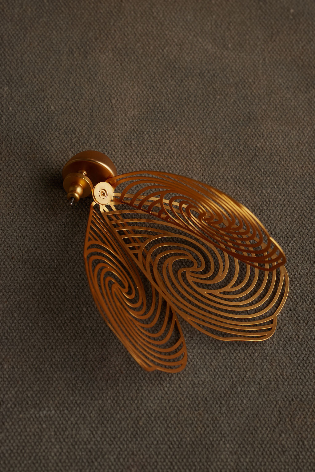 OLIA EARRING