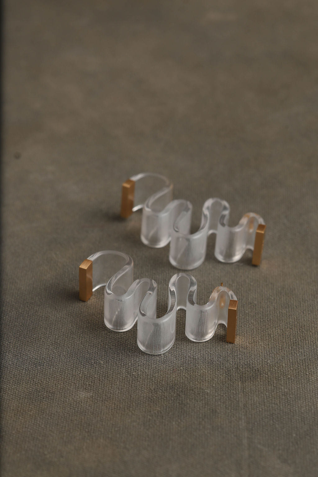 PIPA EARRING